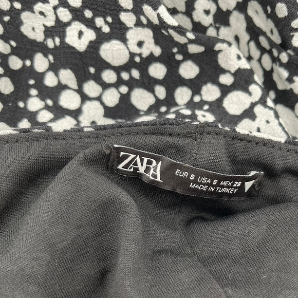 Zara Ruched Ruffle Floral Print Dress - Picture 8 of 9